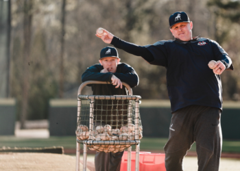 Bulldogs come up short in season opener