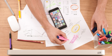 Skoller app helps students organize assignments