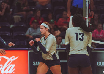 Samford Volleyball on a roll