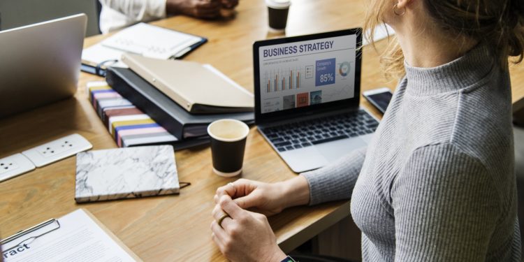 Samford organization encourages women in finance and economics