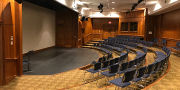 Chonda Pierce to perform at Wright Center