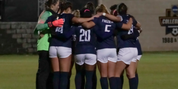 Soccer falls to South Carolina in NCAA Tournament