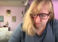 Video: Day in the life of a college student studying from home