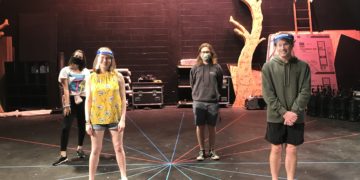 Theatre play ‘Lungs’ adapts to social distancing requirements