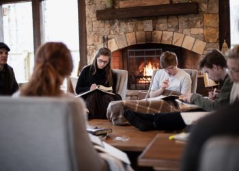 Fineburg couple discuss discipleship school at Greek Speakers event