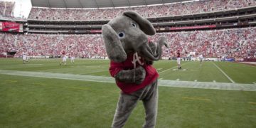 An early look at the 2020 college football playoff picture