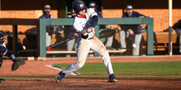 Samford baseball sweeps UT-Martin to begin season