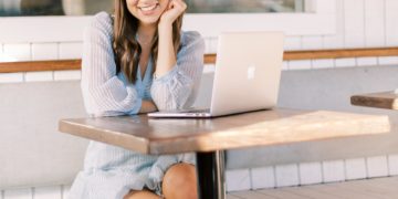 Samford alumna’s custom stationary business grows to include new products