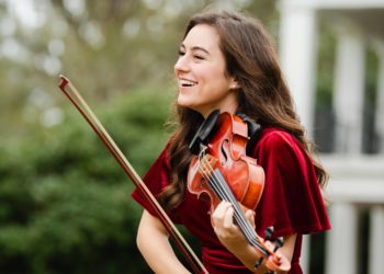 Freshman violinist Rebekah Willard chosen as 2021 Concerto Aria winner