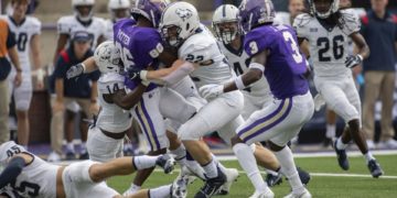 Bulldogs defeat WCU in a SoCon shootout