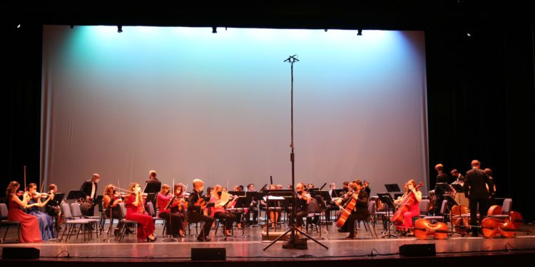 Samford Orchestra performs in Wright Center