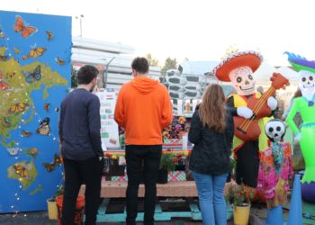 Samford students attend Day of the Dead celebration
