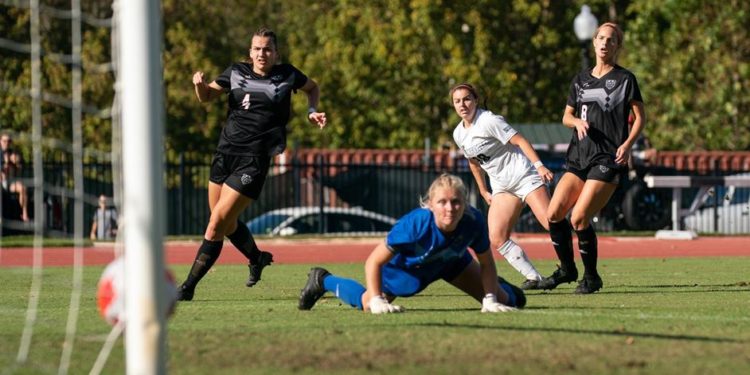 Icing on the cake: Bulldogs win SoCon Tournament, set to play Auburn on Friday