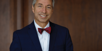 Samford says goodbye to Dean Hopkins