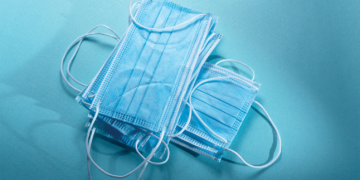 Omicron variant runs rampant in the U.S.