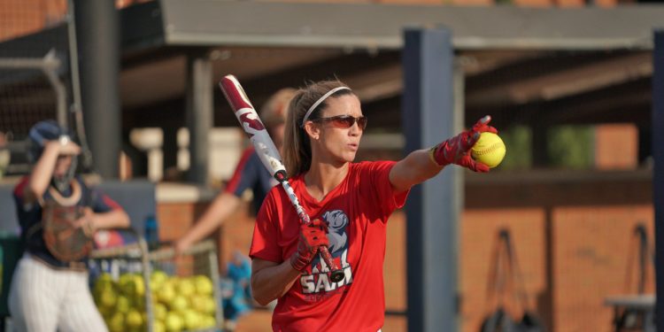 Softball Begins Season on Friday