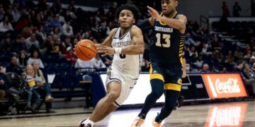 Men’s Basketball Picks Up Big Wins Ahead of SoCon Tournament