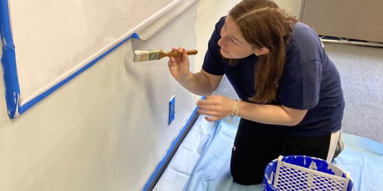 Samford Gives Back to the community