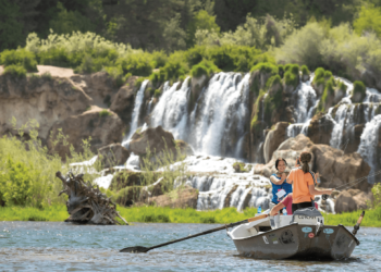 On River Time non-profit holds event on campus