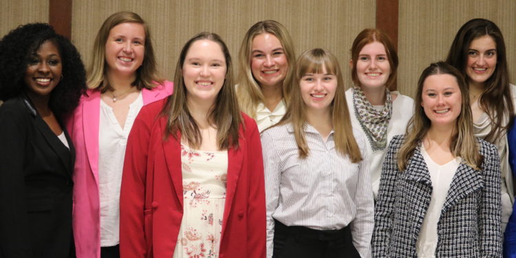 Samford’s League of Women Voters Hosts Annual Debate