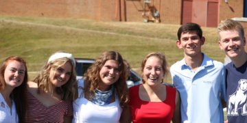 A group of friends enjoy Family Weekend