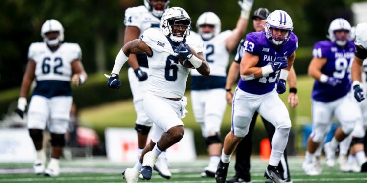 Samford Bests Furman 34-27