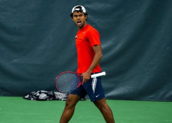 Men’s and Women’s tennis serving it up