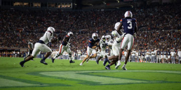 Football falls to Auburn 45-13