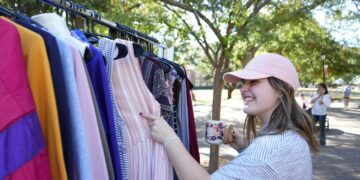 Fundraising pop-up thrift shop: Threads