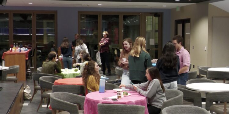 Spanish Club helms Hispanic Food Fiesta in Harry’s