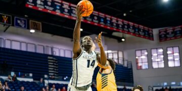 Men’s Basketball wins five in a row