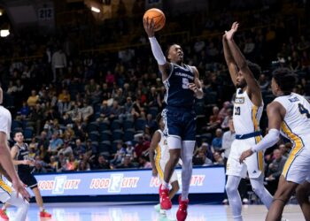 Men’s and Women’s Basketball prepare for March