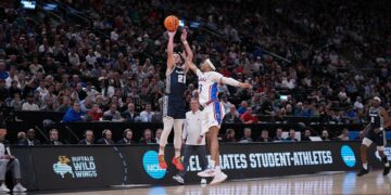 Samford falls to Kansas in controversial finish