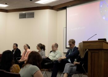 Political organizations prepare for November election