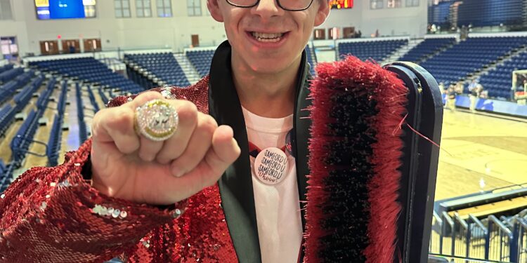 Toph: The man behind the brush