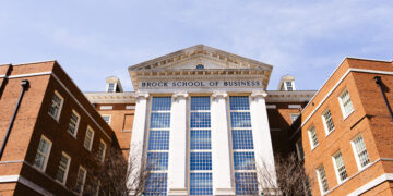 BSOB Dean returning to the classroom