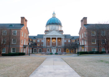 Beeson Divinity receives gift to fund scholarships