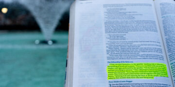 Prayer Around the Fountain: Growth through prayer in spiritual unity 