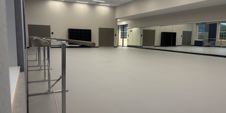 New floors open doors for the Samford dance majors 