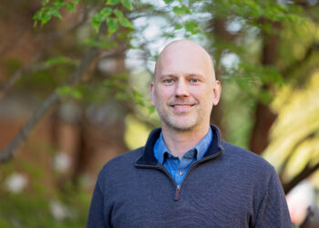 Reeves named co-editor of CSR