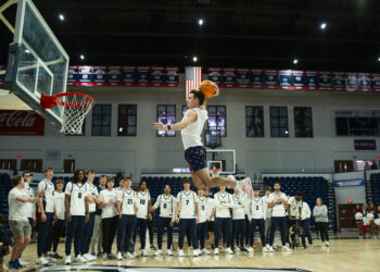Dogs After Dark brings energy and excitement to tip off Samford Basketball season
