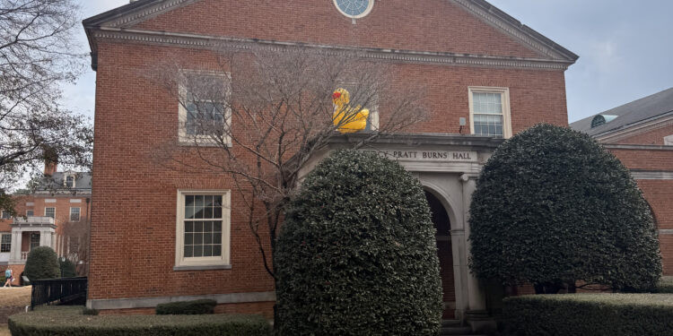 Dear Duck Dynasty: Samford gets ducked round three