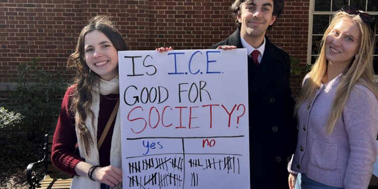 “Is ICE good for society?” TPUSA table prompts campus debate