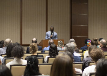 Birmingham Mayor Woodfin speaks on campus