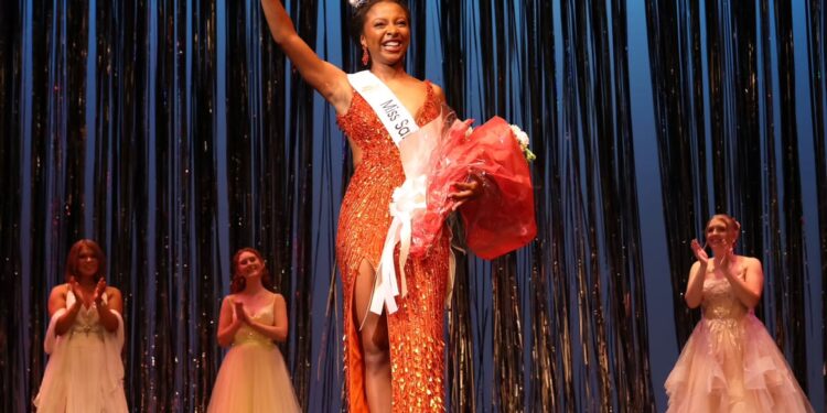 Aria Foster crowned Miss Samford 2027